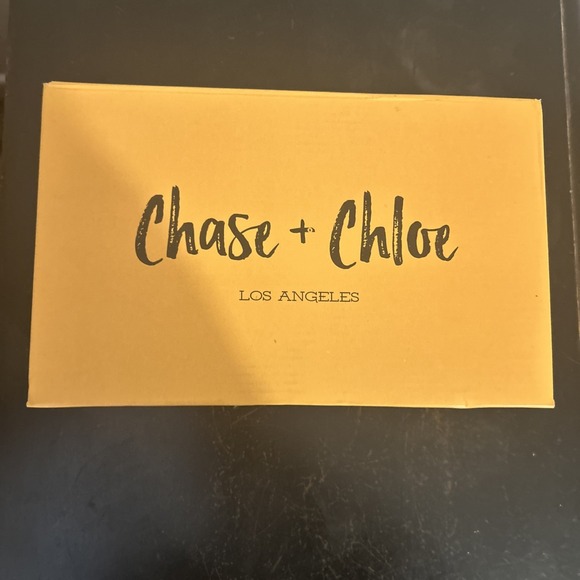 Chase and Chloe Camila-9 Metallic Gold Heels  Pumps‎ Size 8- New in Box - Picture 2 of 14